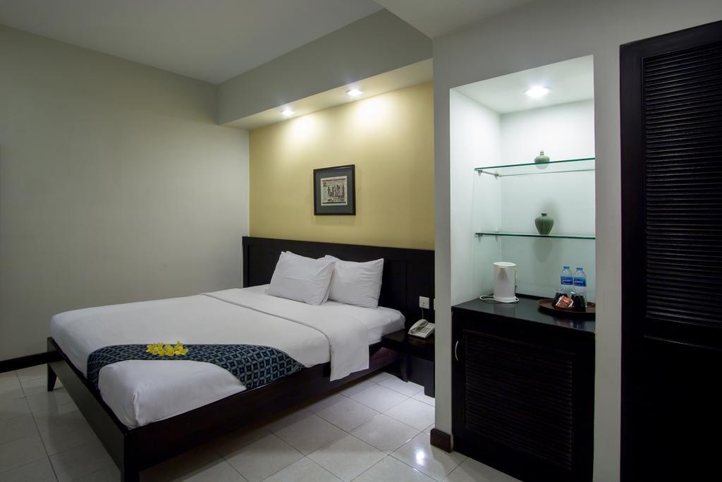 Hotel Quirin Semarang Værelse billede